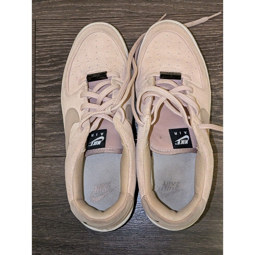 Nike Air Force 1 Women's Low-Top Lace-Up Shoes/ Suede/Beige White Gum/ Size: 7.5 - Picture 5 of 7